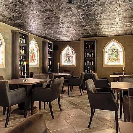 Goldenburg 4* Пловдив